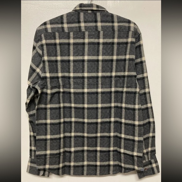 New Flag & Anthem Mens Flannel Plaid Shirt Button Up Medium Grey Black Cream NWT - Picture 2 of 12